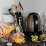 Co pić przy rozszerzaniu diety? Sprytne sposoby na podawanie napojów maluchowi